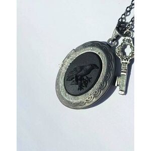 Raven Crow Bird Goth Locket Necklace Memory Gunmetal PHOTO Picture CAMEO VIKING